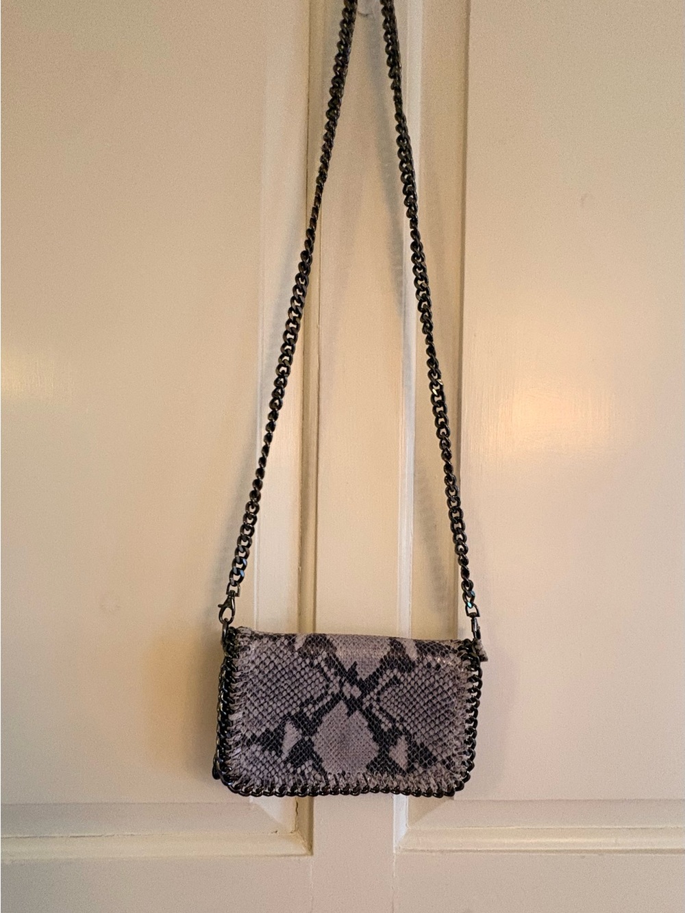 Borse in Pelle python-embossed leather crossbody flap bag Made in Italy